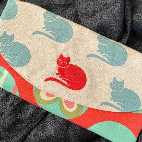 Handmade Cat Pouch - Picture 2 of 8
